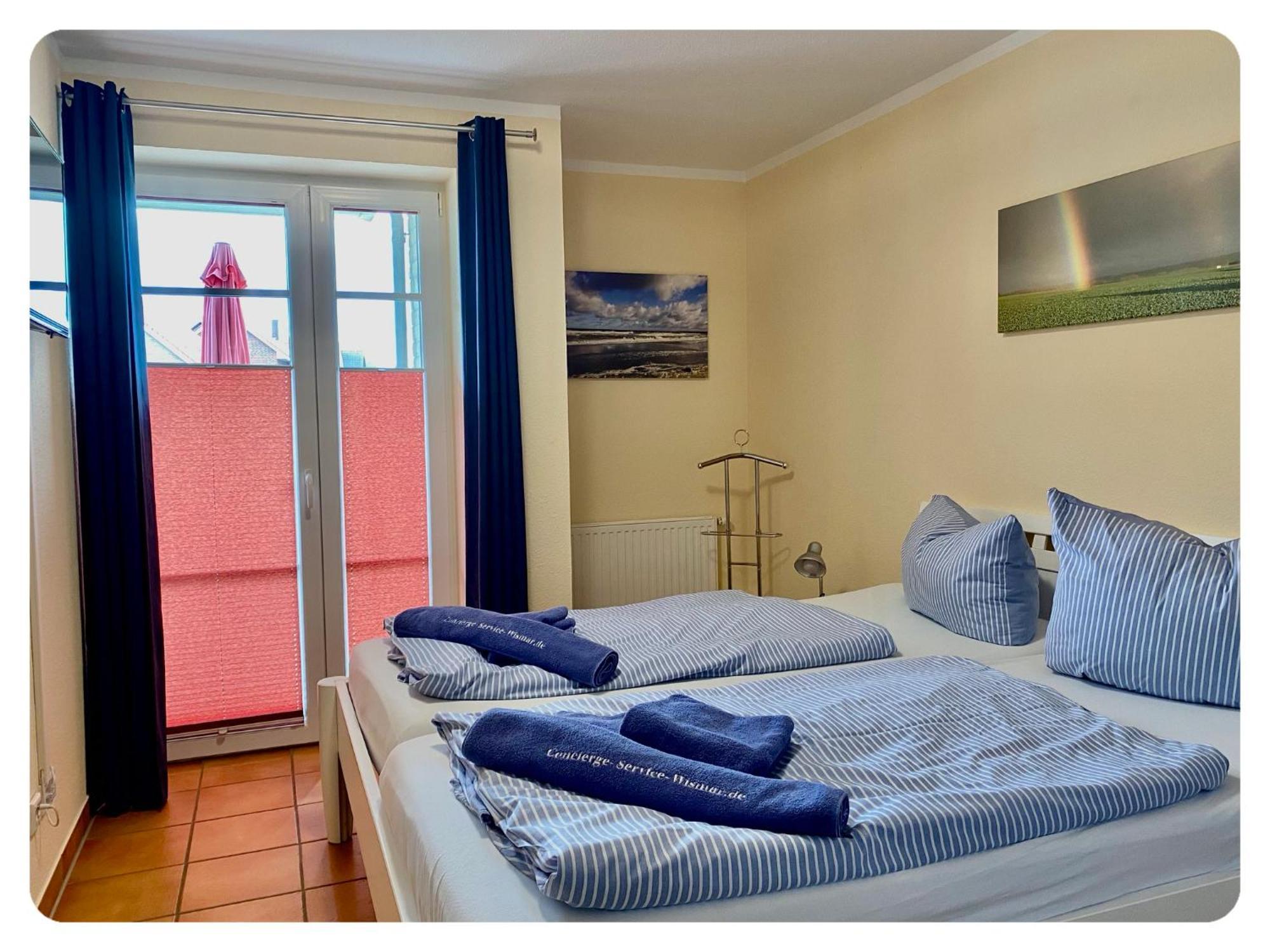 2 Poseidon Apartment *